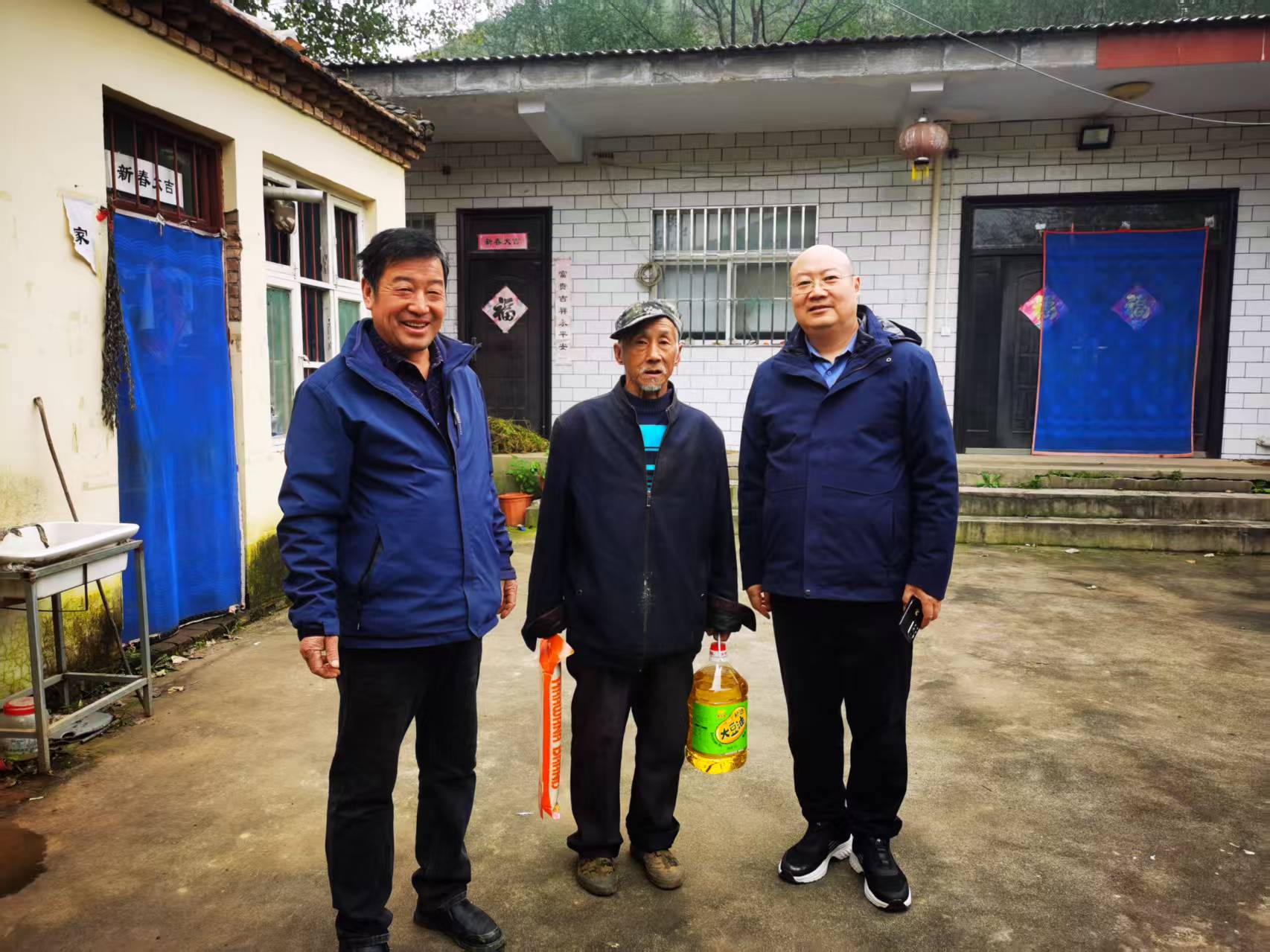 微信图片_20251027082329_86_35.jpg 微信图片_20251027082329_86_35.jpg